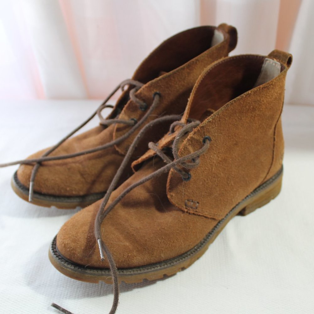 ARIAT Cinnamon Suede Gorpcore Chukka Desert Boots, 6B